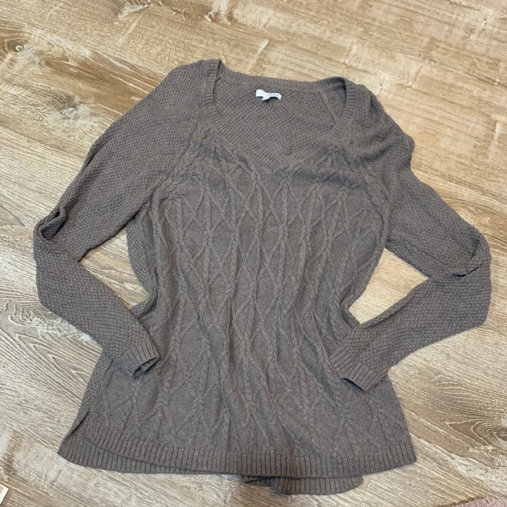Grey V-neck Cable Knit Sweater
